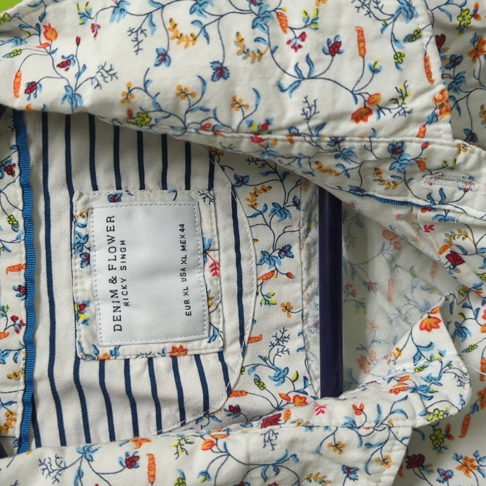 Fun floral Summer top